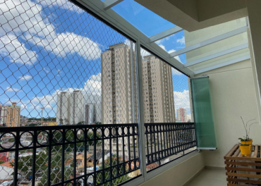 Vidro temperado ou laminado para envidraçamento de sacadas?