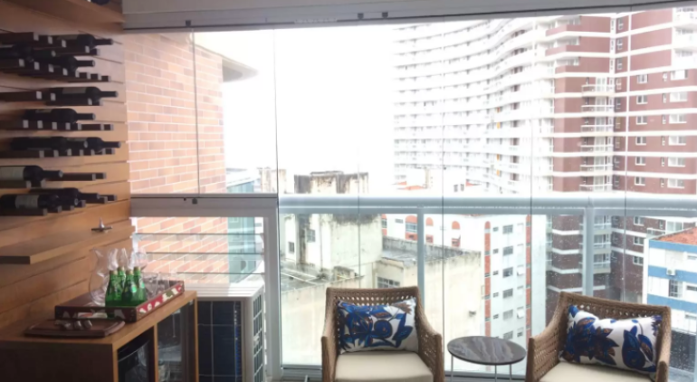 Envidraçamento de sacadas em Guarujá
