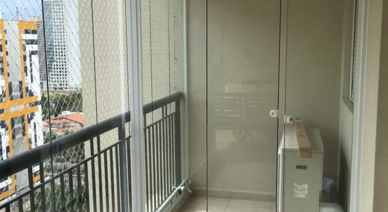 Envidraçamento de sacadas na Vila Mariana