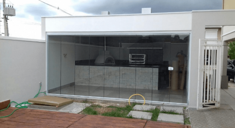 Divisão de ambientes com vidro no Itaim Bibi