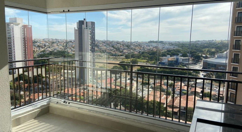 Envidraçamento de sacadas no Itaim Bibi