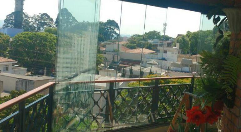Cortinas de vidro em Embu das Artes