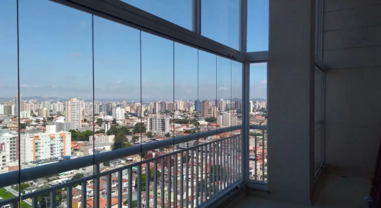 Envidraçamento de sacadas em Mairinque